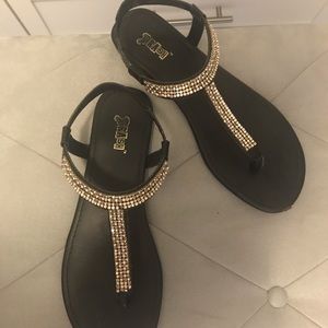 Brash black thong sandals